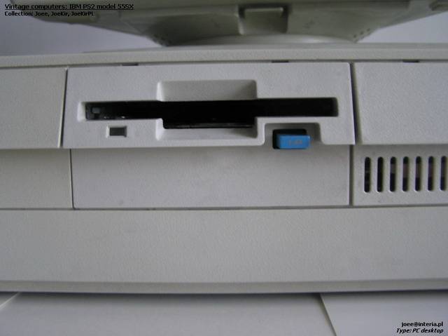 IBM PS2 model 55SX - 06.jpg